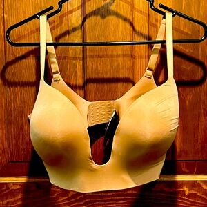 Victoria’s Secret Deep Plunge- size 38DD